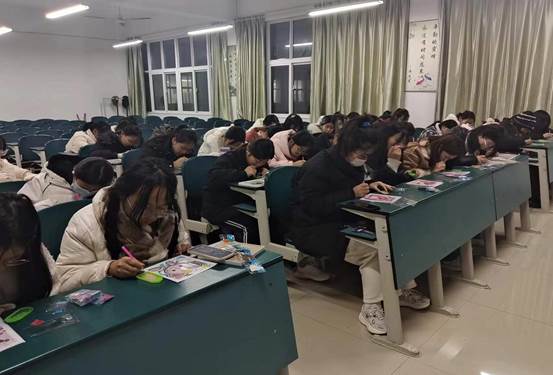 5956546236e4dc9653d1faed6a38dd4